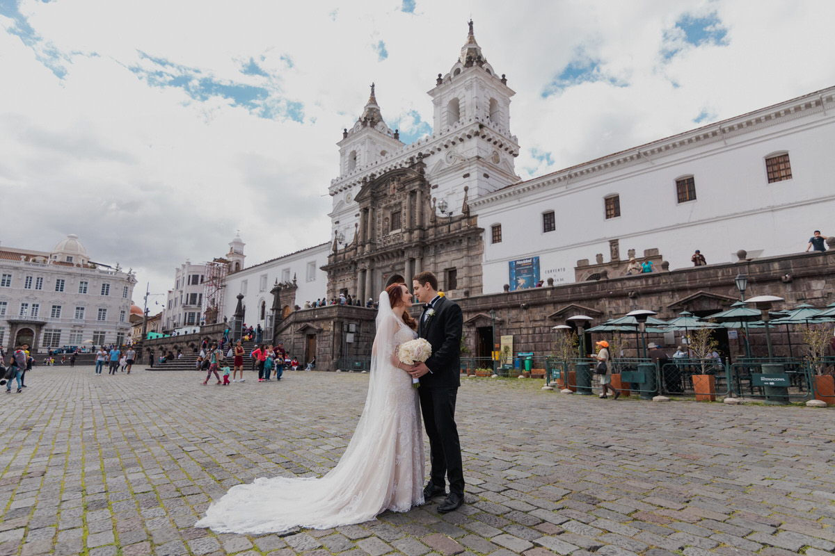 destination wedding quito